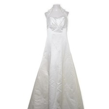 Valerie, Hochzeitskleid