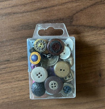 Konvolut Knopf Sammlung große Knöpfe alt Hemd Mantel Jacke rot braun basteln