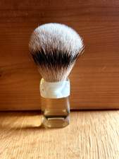 Erbe, Rasierpinsel, Dachshaar Silberspitz, transparenter Griff