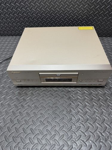 Pioneer 737 dvd player - dvd,