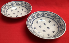 2 Johnson Brothers Laura