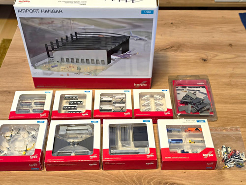 Herpa wings 500 flughafen - ,