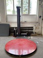 Palettenwickelmaschine + Spezialrollen +Laderampe – top Zustand, Baujahr 2023