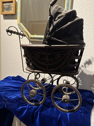 Alter puppenwagen - puppenwagen, im