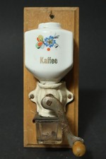 Alte Puppen Kaffeemühle
