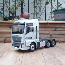 1/24 Scale SITRAK C9H 680