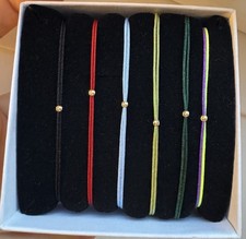 Unisex Armband mit 14K (585) Echtgold-Perle – Handgemacht, Wunschfarbe