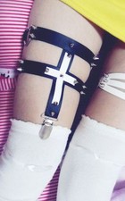 Ein Strumpfhalter Schwarz - Weiss mit Dornen Strapshalter Strapse