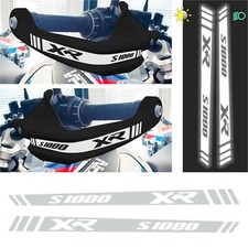 2 Reflektierende Hellgraue