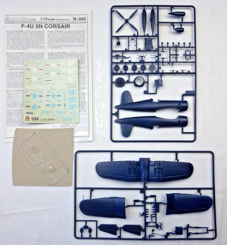 Italeri 044 4u 5n - 1:72,