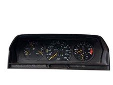 Mercedes W201 190 E 1.8 Tacho