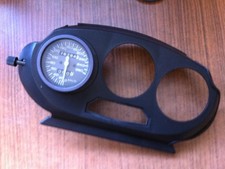 Tacho mit Blende vom Cockpit
