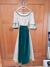 Langes schweres Dirndl in grün, handmade, Gr. S - M, guter Zustand