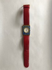 OILILY Armbanduhr, getragen