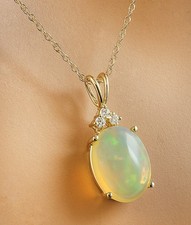 3,86 Ct Natürlicher Opal Und