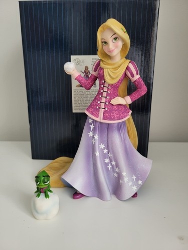 Disney showcase haute - haute, couture