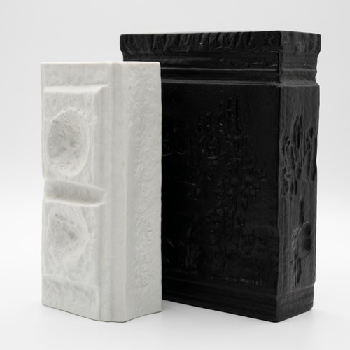 Porcelain vase duo art - porcelain,