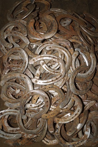 Gebrauchte hufeisen zum - gebrauchte,