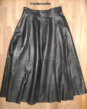 langer weiter LEDERROCK / Rock in schwarz in Gr. 40 - ein Teil aus viel LEDER!