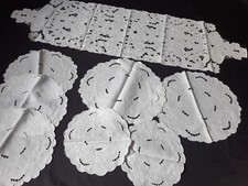 Konvolut Spitzendeckchen