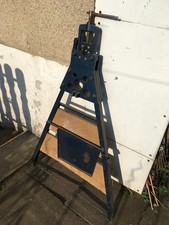 Rohrschraubstock Pionier Dreibock Klempner Sanitär Ständer