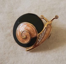 Pierre Lang Schnecke Brosche, Anstecknadel, vergoldet mit Steinchen