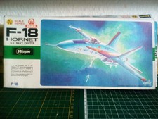 HASEGAWA - JS 154 US NAvy Fighter F 18 Hornet in 1/72