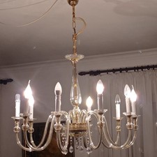 Eleganter Kronleuchter Aus