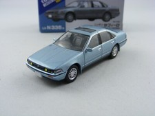 88 Nissan Cefiro in hellblau