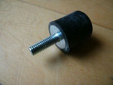 100Stück Gummipuffer Schwingungsdämpfer Silentblock Gummi Metall M6