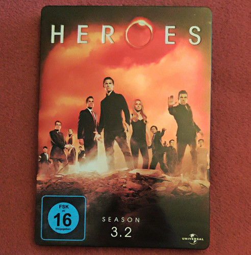 Universal heroes staffel 2 - universal, 3.2