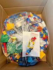 3 Kg  Lego ®  Steine, Platten, Räder, Sonderteile - Überraschungsbox + 3 Figuren