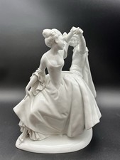 Antike Große Porzellanfigur