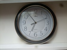 Wanduhr Atlanta Quartz Batteriebetrieben