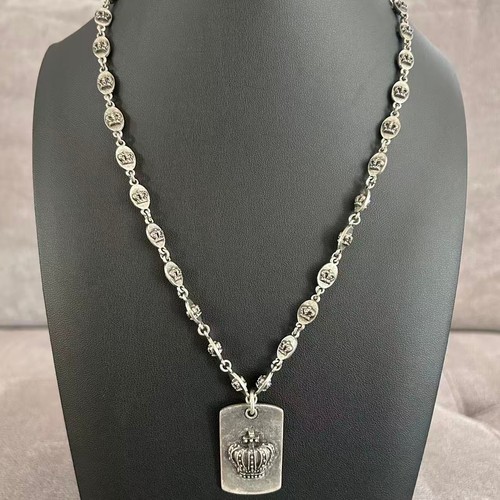 Stigma silver tone crown dog - tone,