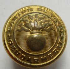 Gewölbter Knopf aus