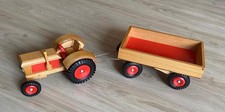 Holzspielzeug Traktor