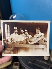Dissektionsszene altes Foto