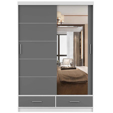 Schwebetürenschrank