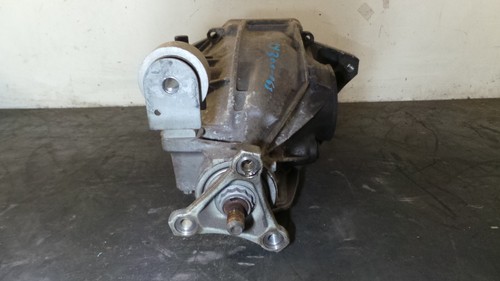 Y300 063 mercedes - y300-063, w205