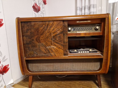 Musikschrank aus 60ger jahren - musikschrank,