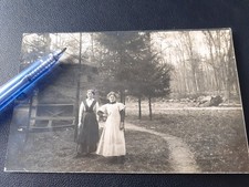 Ak Foto Darmstadt Kranichstein 2 Frauen im Wald (Vers. 1912)