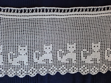 Feine BISTROGARDINE SCHEIBENGARDINE HÄKELGARDINE KATZE 57 x 22 cm, weiß