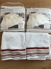 4 x Jacquardborte creme & 2 x weiß mit roten Details Handtücher von TCM Tchibo