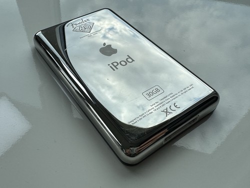 Ipod classic 30gb fender - 30gb,