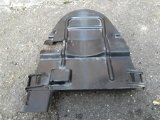 Spritzschutz Heckdurchgang