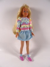 Vintage Barbie Skipper-Puppe mit Kleidung Mattel wie abgebildet Bastler (19245)