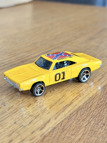 Hot wheels general lee - general,
