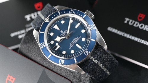 Tudor black bay blaues - tudor,