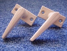 DDR - FENSTERGRIFFE ALT  2